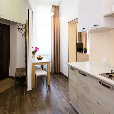 Апартаменти Place Near Polytechnic